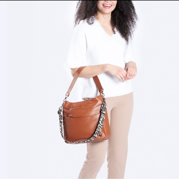 Lug Cable Car Classic VL Crossbody Bag NWT - Picture 7 of 14